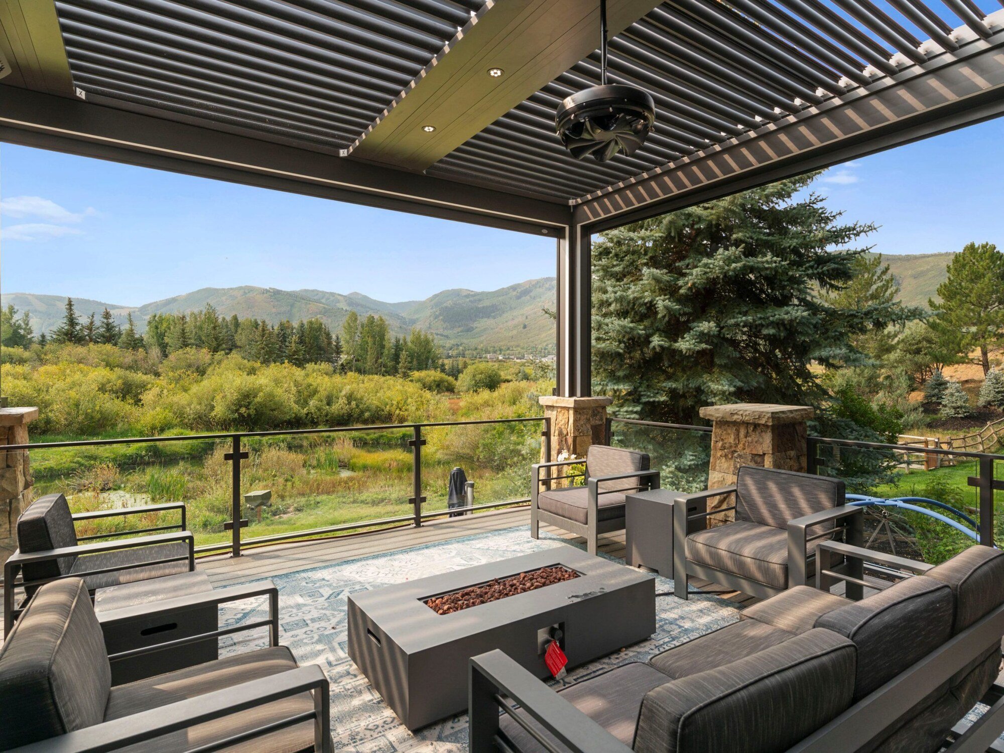 Pool landscaping ideas